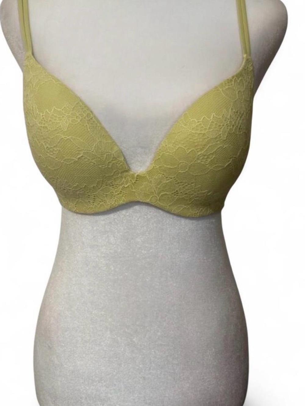 Victoria's Secret Dream Angels Lace Push-Up Bra - Pastel Yellow 34C